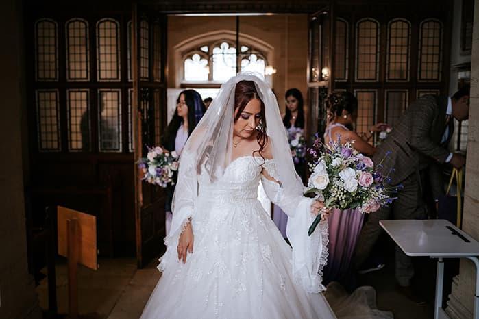 Bride with purple tones for her wedding makeup